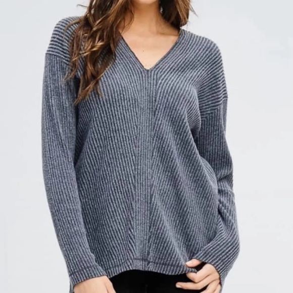 NWOT soft sweater - Picture 1 of 1